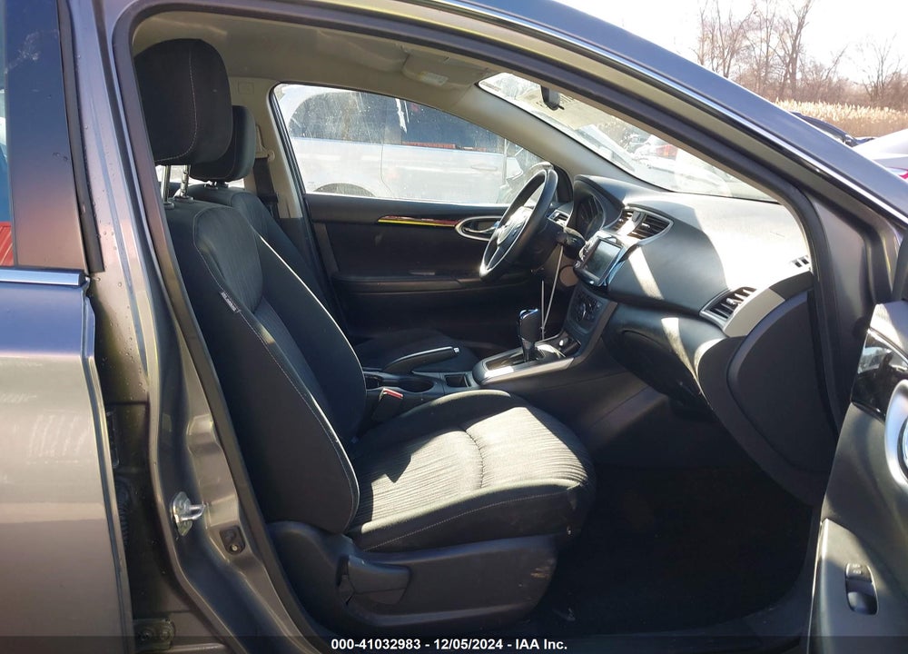 2019 NISSAN SENTRA SV VIN: 3N1AB7AP1KY430926