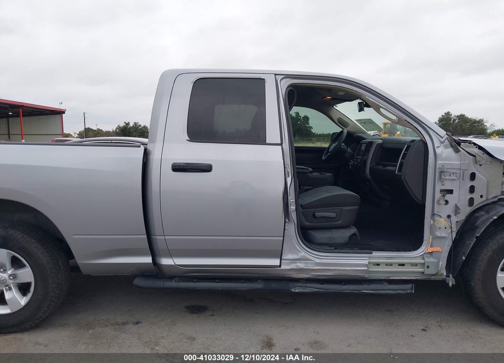 2021 RAM 1500 CLASSIC VIN: 1C6RR6FGXMS506568