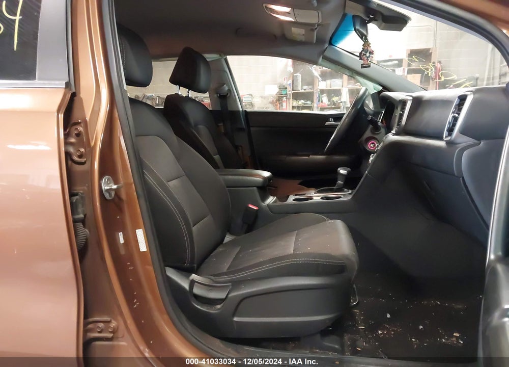 2021 KIA SPORTAGE LX VIN: KNDPM3AC6M7852122