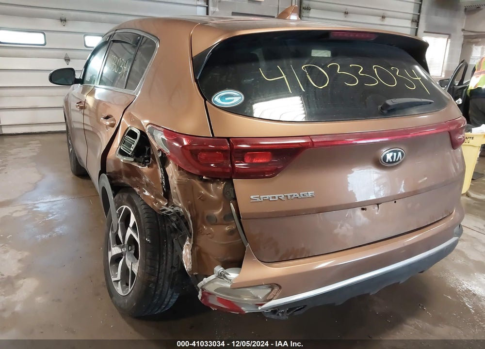 2021 KIA SPORTAGE LX VIN: KNDPM3AC6M7852122