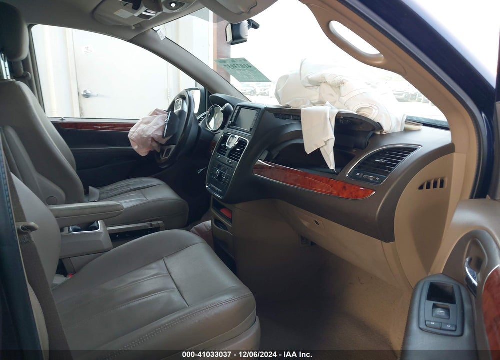 2014 CHRYSLER TOWN & COUNTRY TOURING VIN: 2C4RC1BG1ER255896