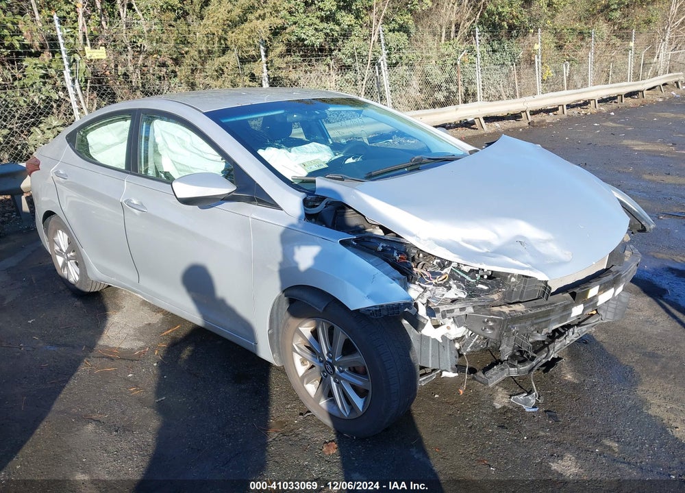 2016 HYUNDAI ELANTRA SE VIN: 5NPDH4AE4GH660616