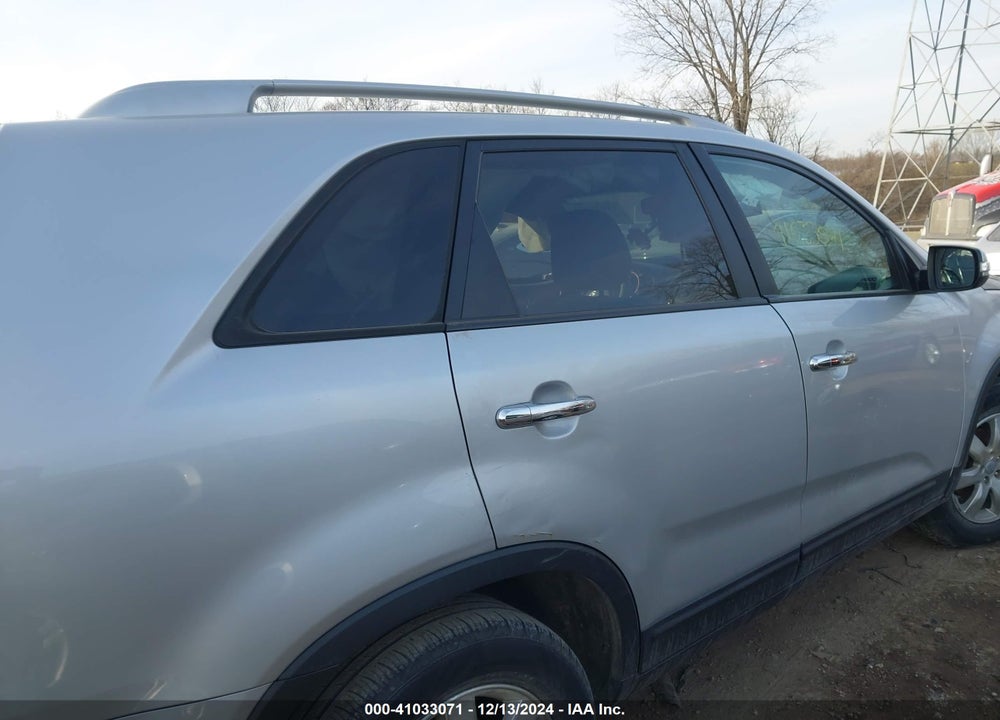 2013 KIA SORENTO VIN: 5XYKT3A6XDG413077