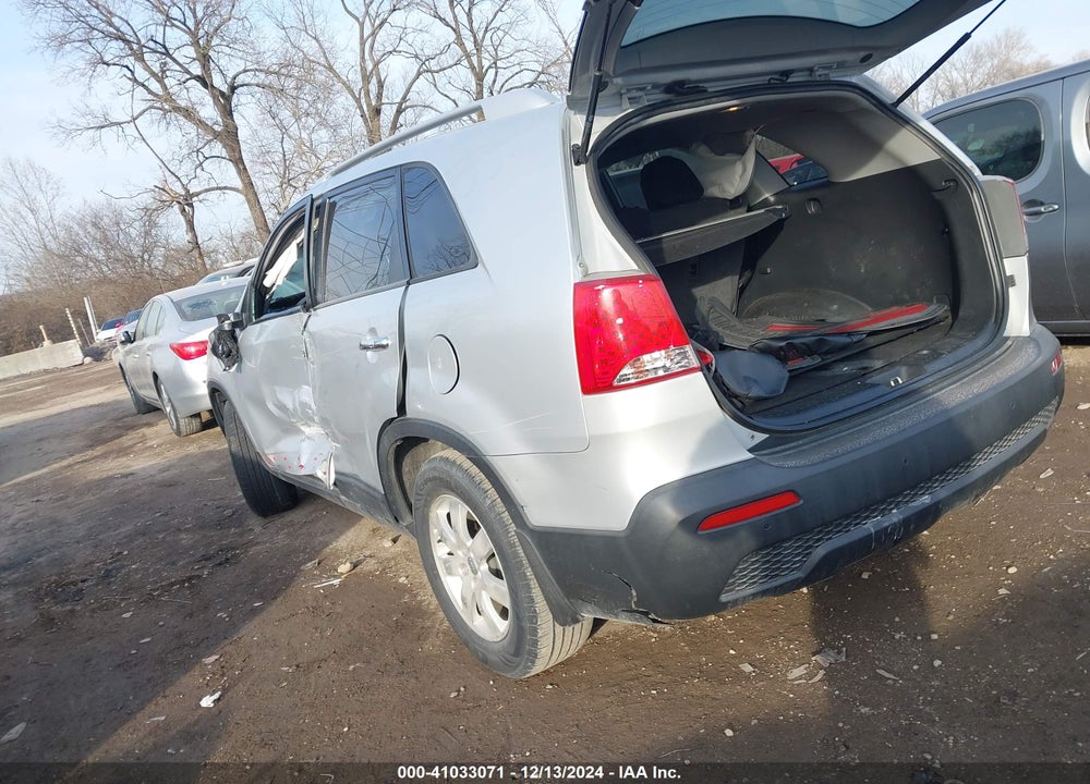 2013 KIA SORENTO VIN: 5XYKT3A6XDG413077