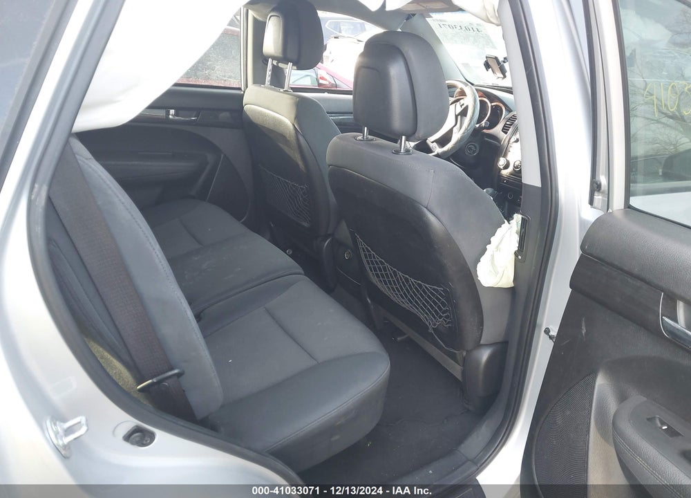 2013 KIA SORENTO VIN: 5XYKT3A6XDG413077