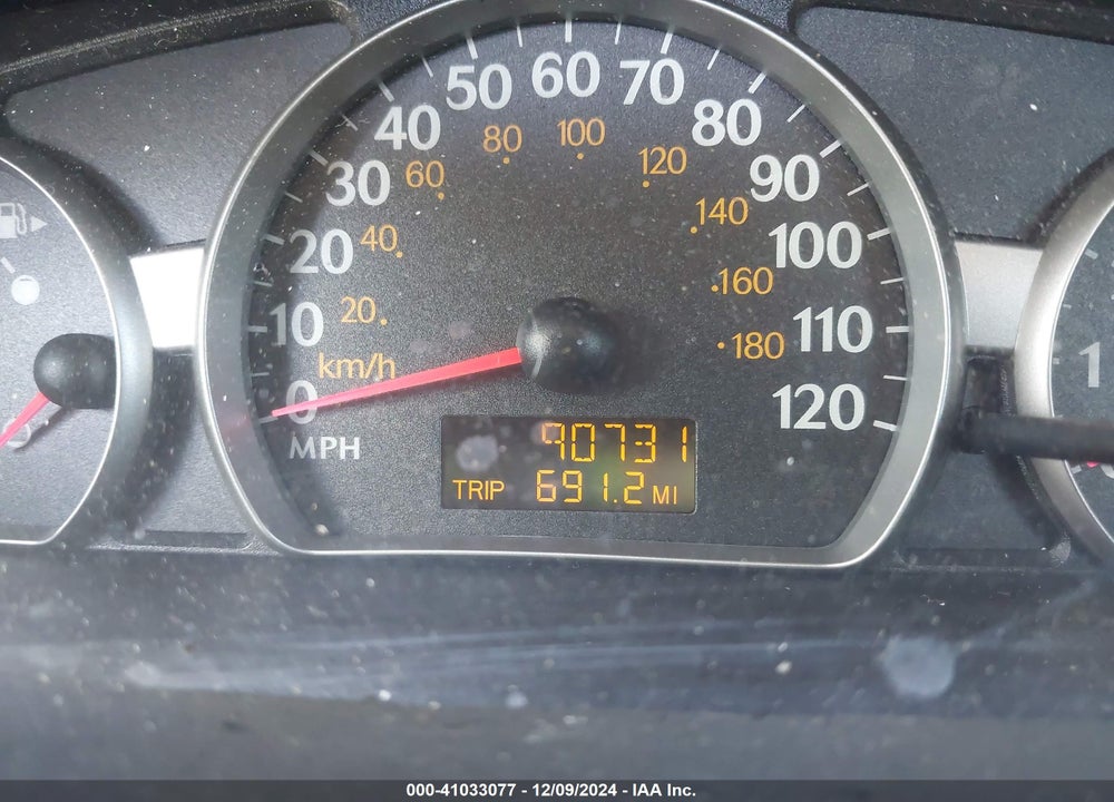 2004 SATURN ION 2 VIN: 1G8AJ52F44Z188405