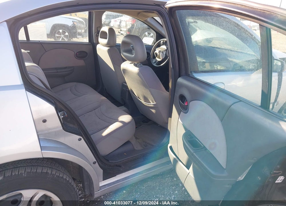 2004 SATURN ION 2 VIN: 1G8AJ52F44Z188405