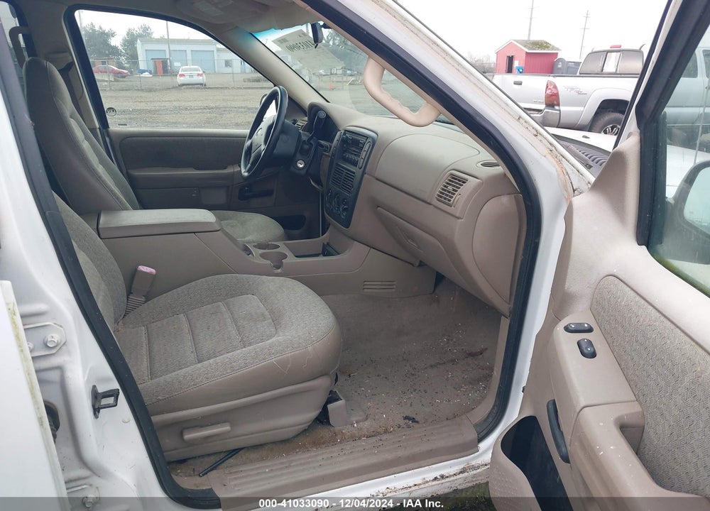 2002 FORD EXPLORER XLS VIN: 1FMZU72E72ZB06159