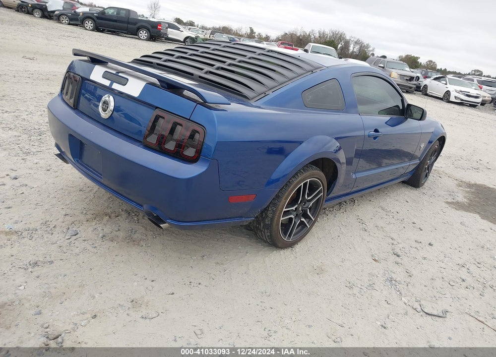 2009 FORD MUSTANG VIN: 1ZVHT82H795120581