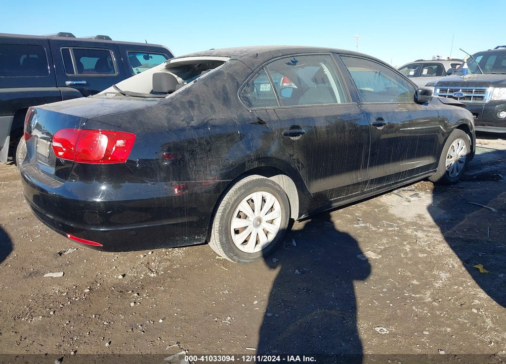 2013 VOLKSWAGEN JETTA 2.0L S VIN: 3VW2K7AJ4DM281089