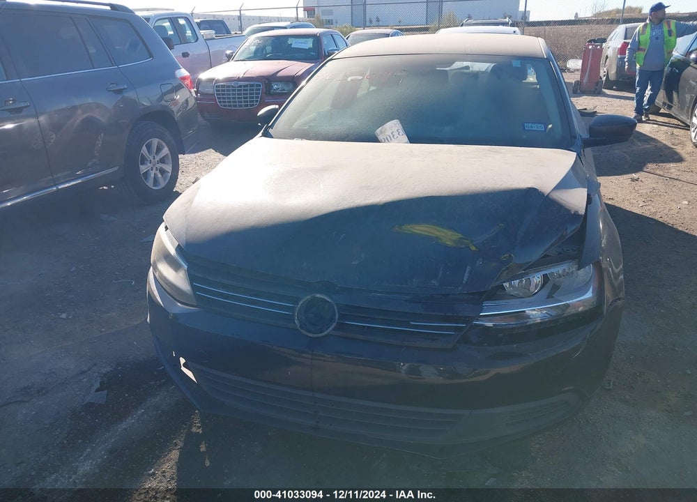 2013 VOLKSWAGEN JETTA 2.0L S VIN: 3VW2K7AJ4DM281089