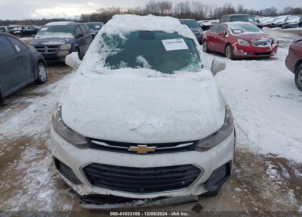 2018 CHEVROLET TRAX LT VIN: KL7CJLSB1JB677278