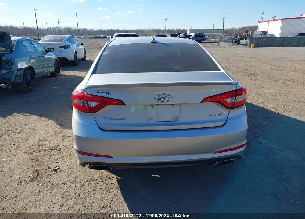 2015 HYUNDAI SONATA SPORT VIN: 5NPE34AF2FH061191