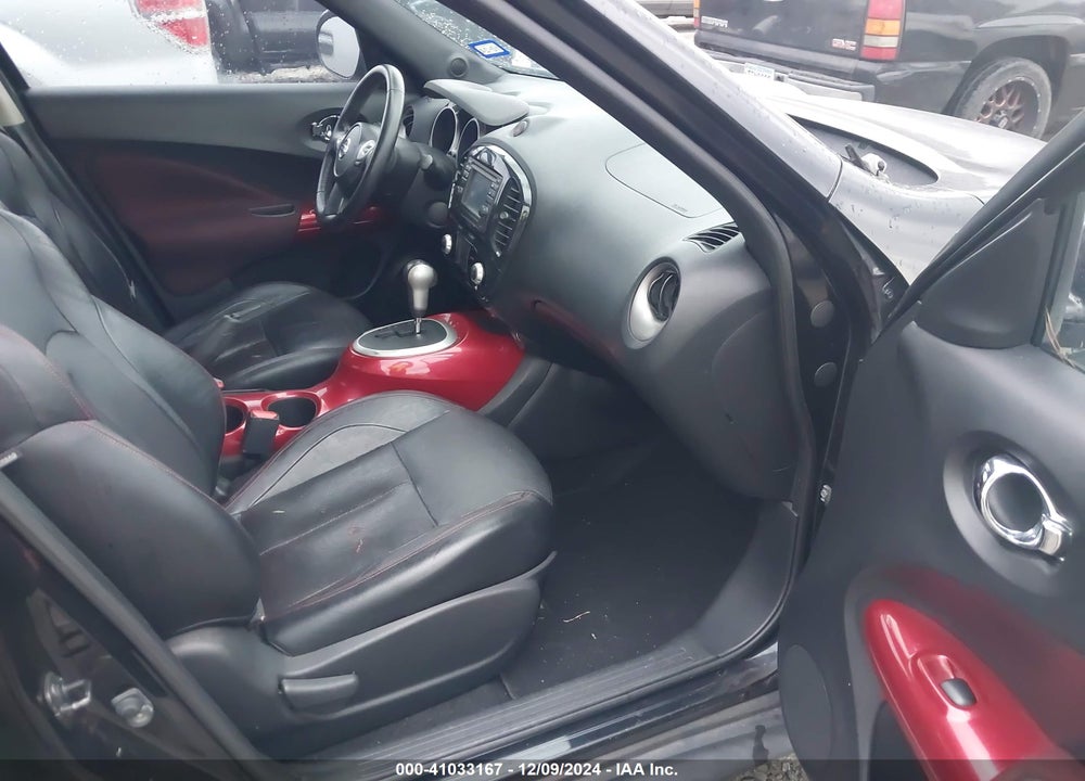 2011 NISSAN JUKE SL VIN: JN8AF5MR8BT004151