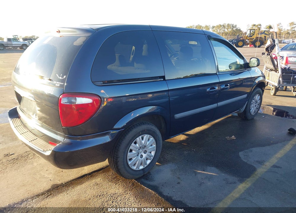 2007 CHRYSLER TOWN & COUNTRY VIN: 1A4GJ45R97B216268