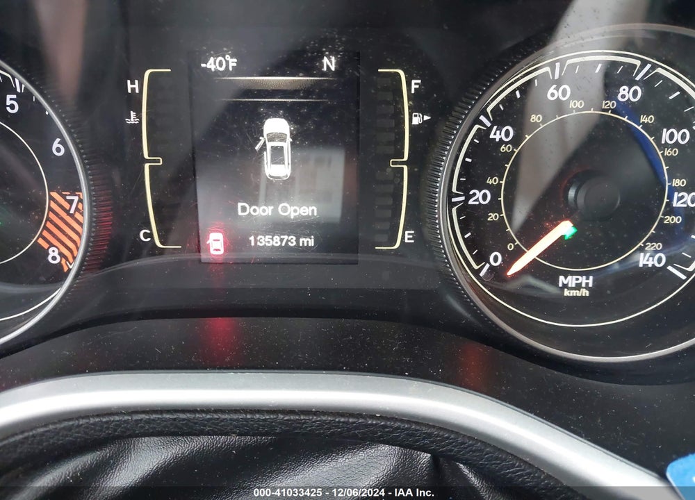 2014 JEEP CHEROKEE LATITUDE VIN: 1C4PJLCS5EW117359