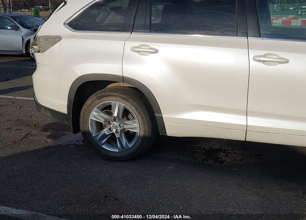 2015 TOYOTA HIGHLANDER LIMITED V6 VIN: 5TDDKRFH9FS080868