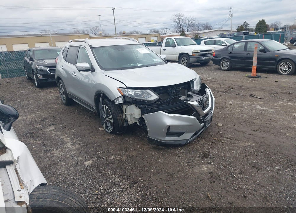 2019 NISSAN ROGUE SV VIN: JN8AT2MV0KW399963