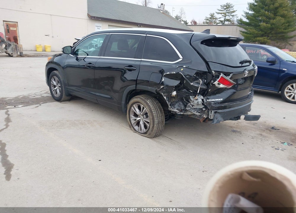2015 TOYOTA HIGHLANDER XLE V6 VIN: 5TDJKRFH9FS180701