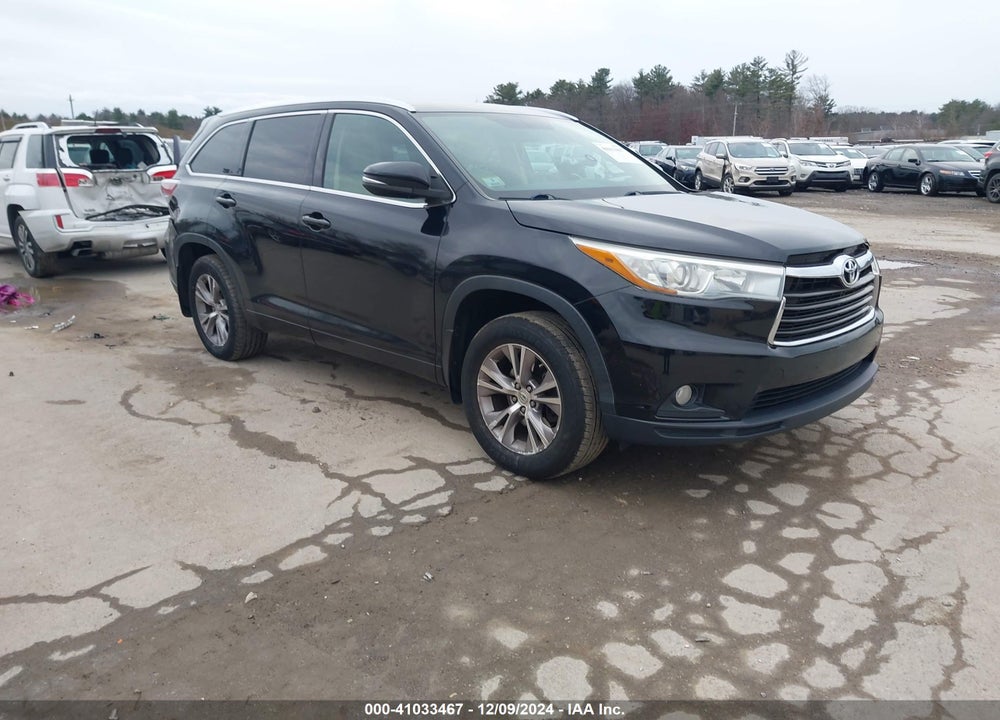 2015 TOYOTA HIGHLANDER XLE V6 VIN: 5TDJKRFH9FS180701