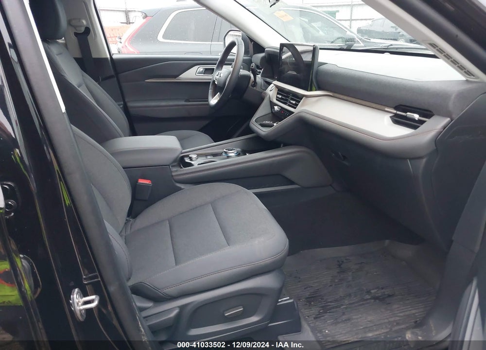 2025 FORD EXPLORER ACTIVE VIN: 1FMUK8DH8SGA19542