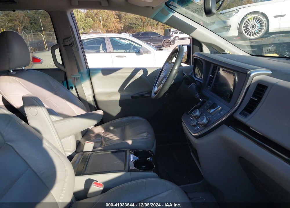 2015 TOYOTA SIENNA XLE LIMITED VIN: 5TDYK3DC8FS657962