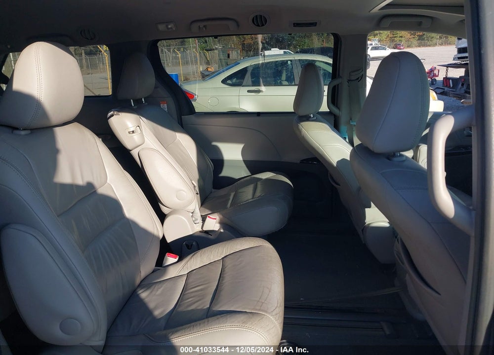 2015 TOYOTA SIENNA XLE LIMITED VIN: 5TDYK3DC8FS657962