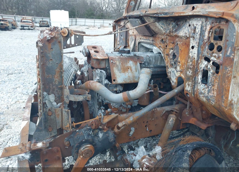 1999 INTERNATIONAL 4000 4700 VIN: 1HTSCAAN5XH601032