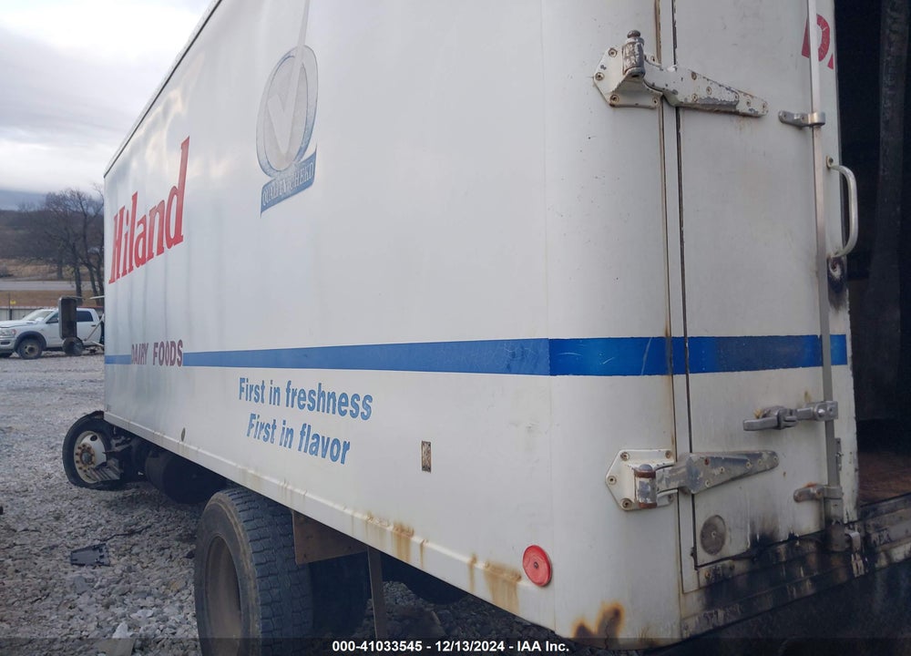 1999 INTERNATIONAL 4000 4700 VIN: 1HTSCAAN5XH601032