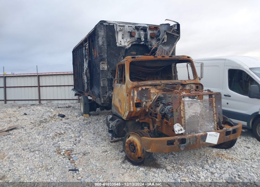 1999 INTERNATIONAL 4000 4700 VIN: 1HTSCAAN5XH601032