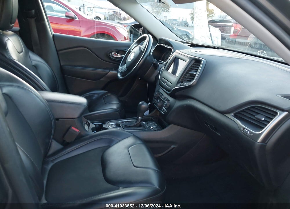2019 JEEP CHEROKEE LATITUDE PLUS FWD VIN: 1C4PJLLB9KD130266