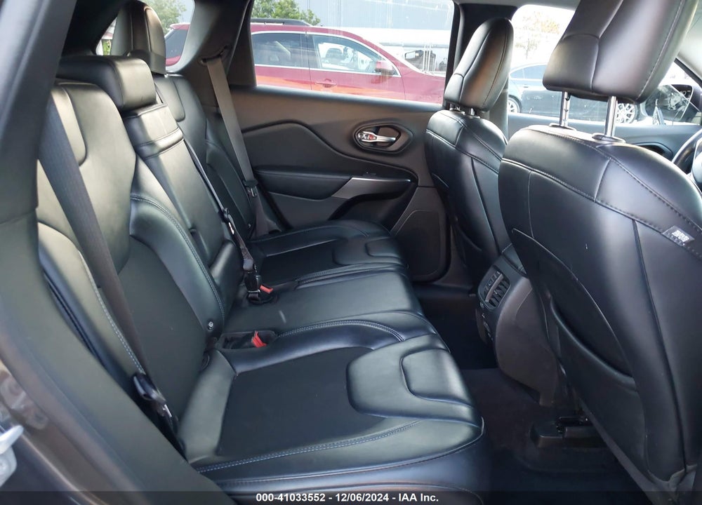 2019 JEEP CHEROKEE LATITUDE PLUS FWD VIN: 1C4PJLLB9KD130266
