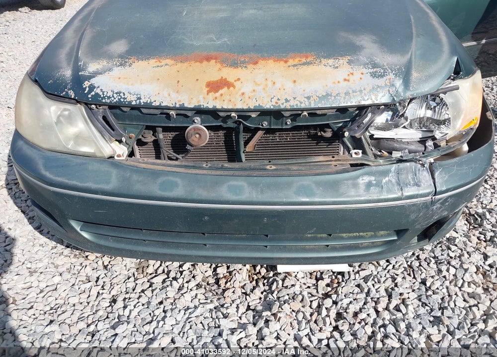 2002 TOYOTA AVALON XL VIN: 4T1BF28B62U224678