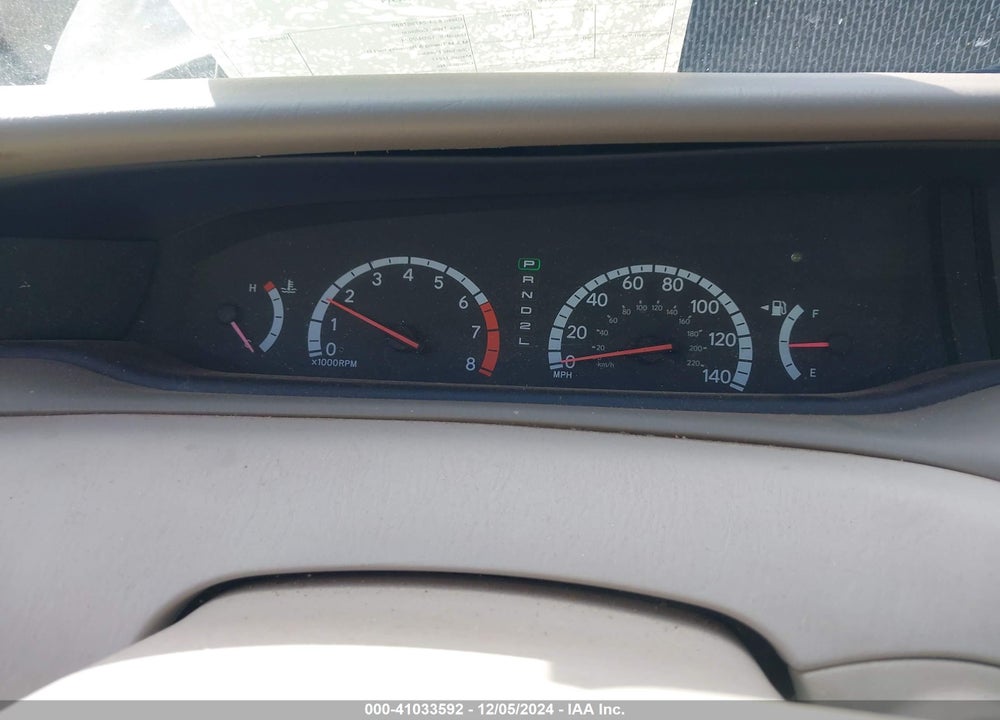 2002 TOYOTA AVALON XL VIN: 4T1BF28B62U224678