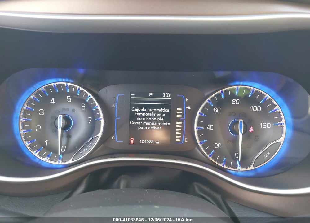 2018 CHRYSLER PACIFICA TOURING L VIN: 2C4RC1BG1JR157526