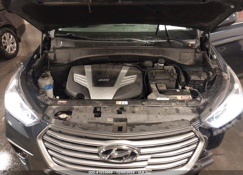 2017 HYUNDAI SANTA FE SE VIN: KM8SMDHF8HU196167