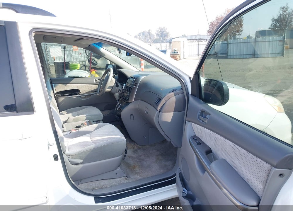 2007 TOYOTA SIENNA LE VIN: 5TDZK23C17S073937