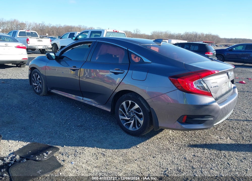2017 HONDA CIVIC VIN: 19XFC2F77HE004924