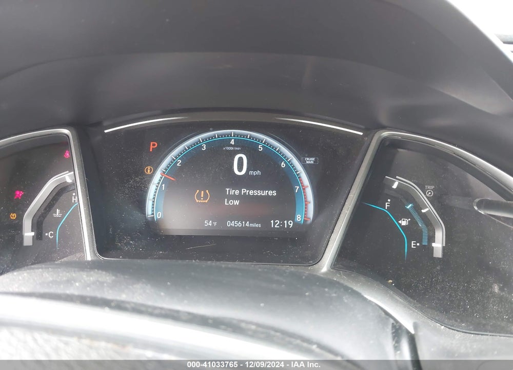 2018 HONDA CIVIC EX VIN: 19XFC2F70JE039469