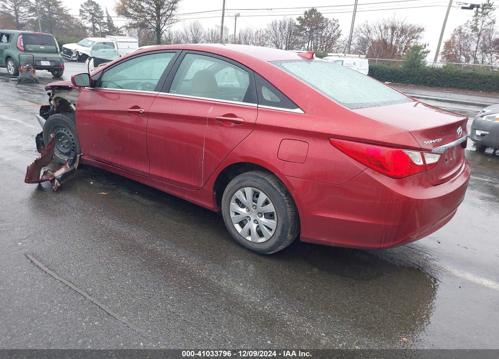 2013 HYUNDAI SONATA GLS VIN: 5NPEB4AC1DH749172