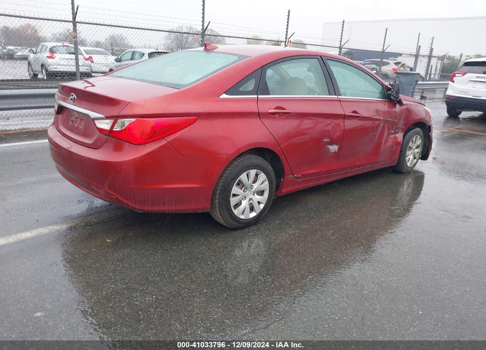 2013 HYUNDAI SONATA GLS VIN: 5NPEB4AC1DH749172