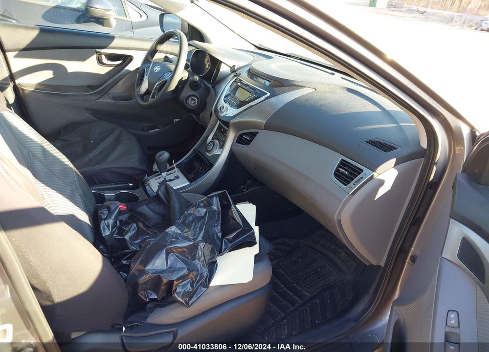 2011 HYUNDAI ELANTRA GLS VIN: 5NPDH4AE6BH057529