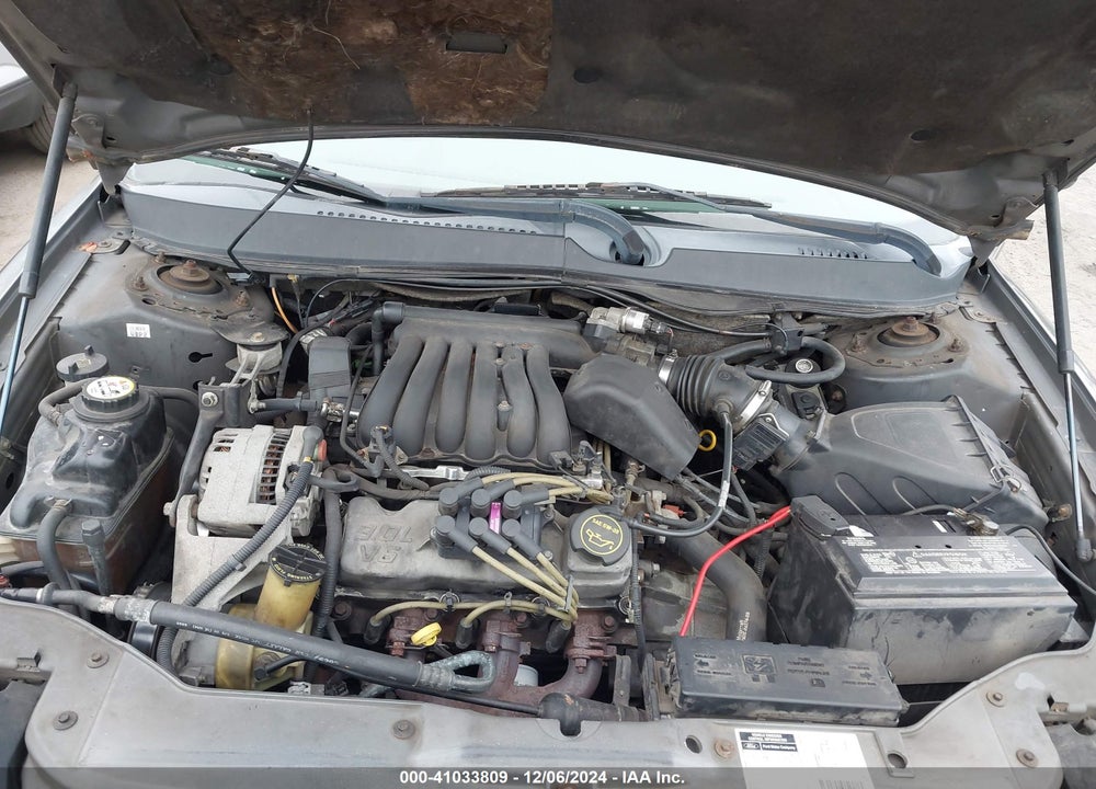 2002 FORD TAURUS SES VIN: 1FAFP55U92A248703