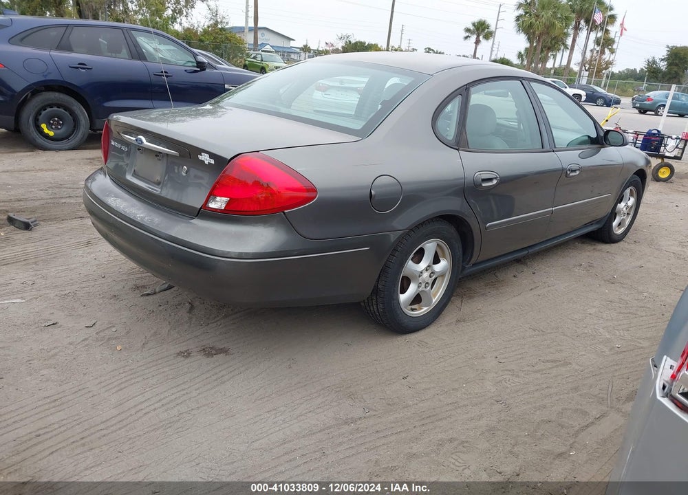 2002 FORD TAURUS SES VIN: 1FAFP55U92A248703