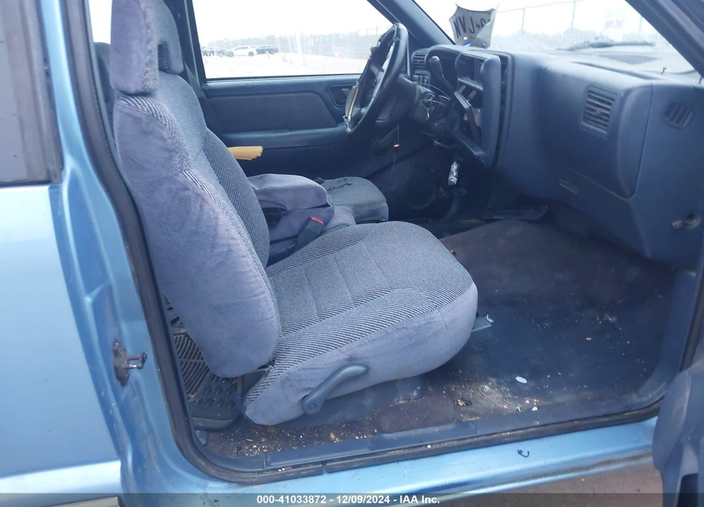 1996 CHEVROLET S TRUCK S10 VIN: 1GCCS19X6T8103748
