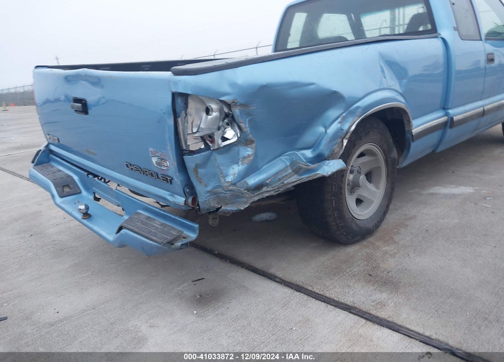 1996 CHEVROLET S TRUCK S10 VIN: 1GCCS19X6T8103748