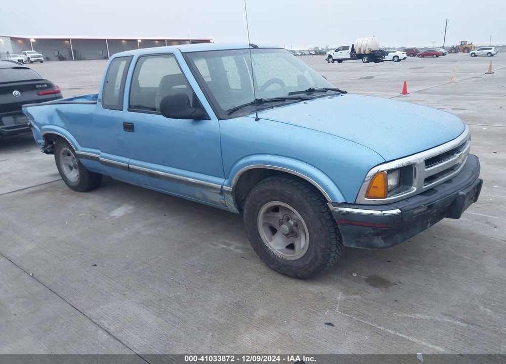 1996 CHEVROLET S TRUCK S10 VIN: 1GCCS19X6T8103748