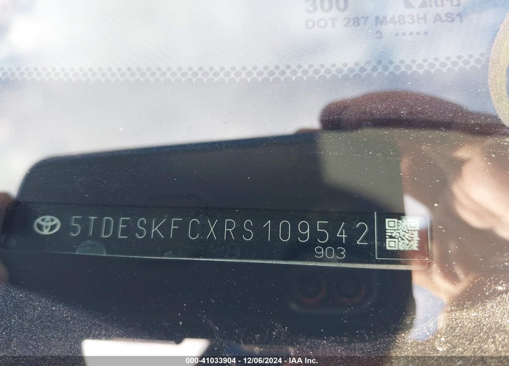 2024 TOYOTA SIENNA PLATINUM VIN: 5TDESKFCXRS109542