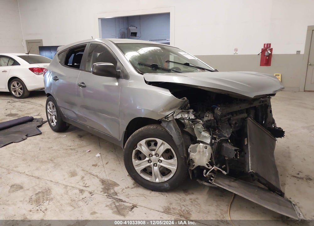 2010 HYUNDAI TUCSON GLS VIN: KM8JT3AC9AU068700