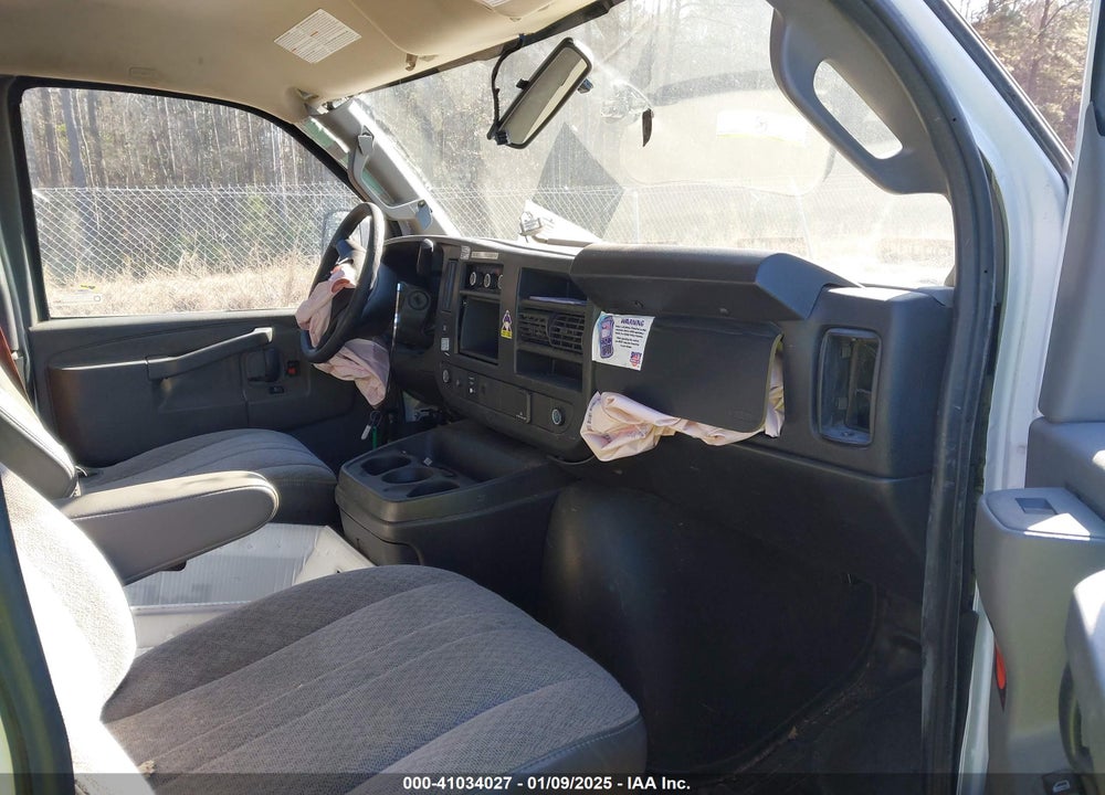 2017 CHEVROLET EXPRESS 2500 WORK VAN VIN: 1GCWGAF19H1319673